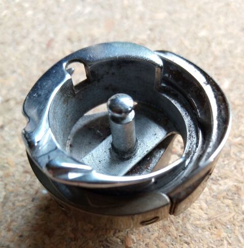 crochet rotatif machine a coudre Assy 25 Beauchamp (95)