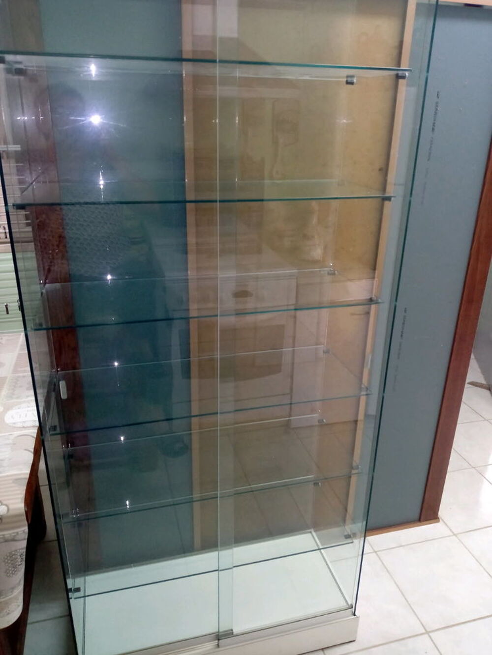 vitrine en verre Meubles