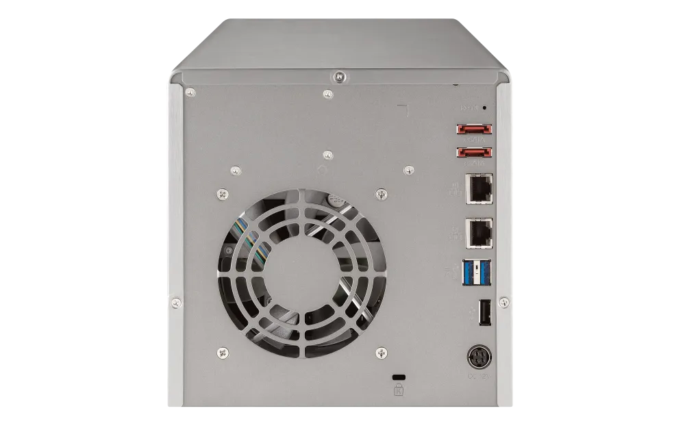 Qnap ts-420 NAS Matériel informatique