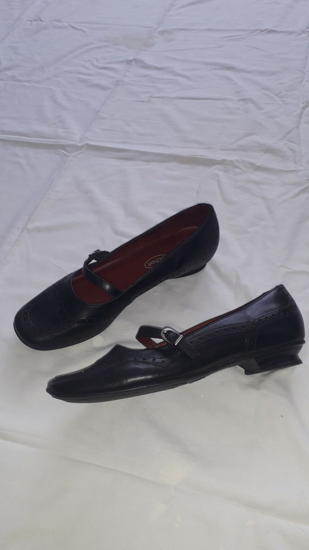 Chaussures femme SCHOLL 37
Chaussures