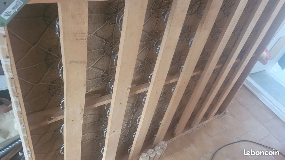 SOMMIER TAPISSIER 1 PERS 90X200 Meubles
