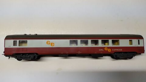 Train lectrique : voiture voyageurs Grill Express Mehano HO 14 Nantes (44)