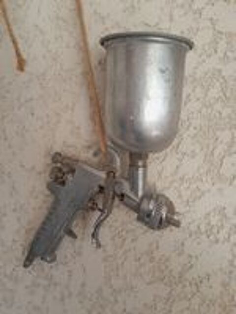   pistolet � graviter carrosserie 
