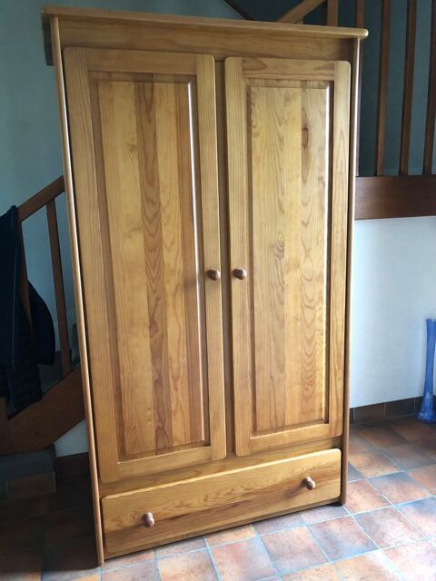 Chambre complte en pin massif pour 1 personne 150 Villeneuve-sur-Yonne (89)