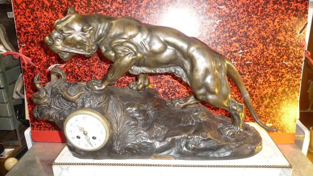 statue pendule tigre au serpent Décoration