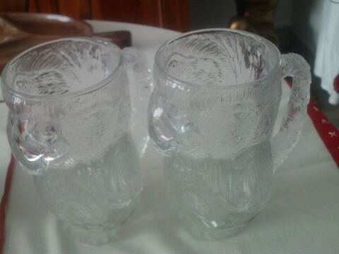 Deux grandes chopes vases Kakatos anciennes N1140 20 Beaune (21)