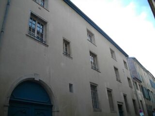  Appartement  louer 7 pices 215 m