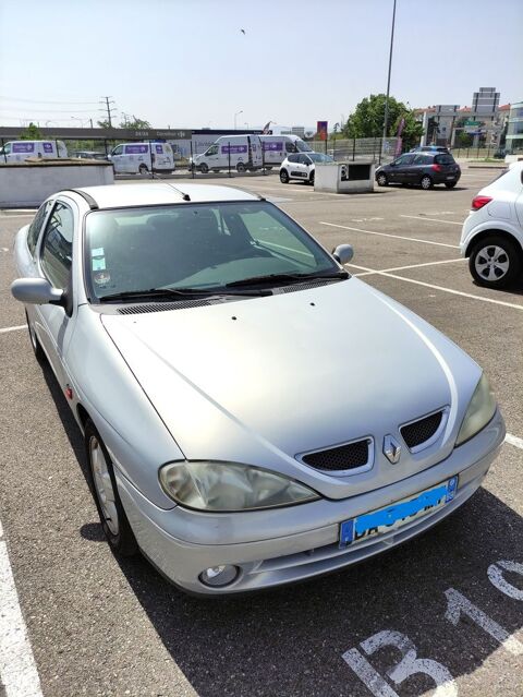 Renault megane coupe Mégane Coupé 1.9 DCI Sport