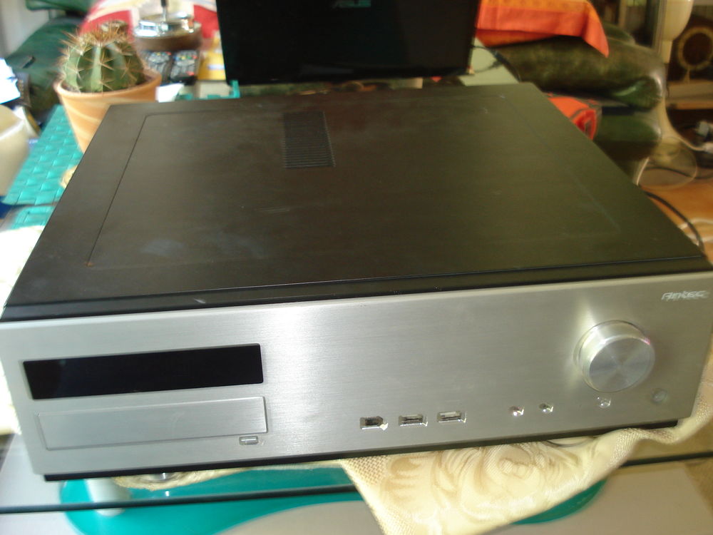 Ordinateur tour ANTEC DSK 2400 Matériel informatique