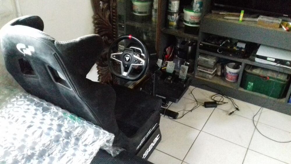 playset grand turismo et(ou) volant thrustmaster T248 Consoles et jeux vidéos