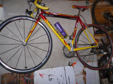 velo route Peugeot TEAM TIME 200 Saint-Gengoux-le-National (71)