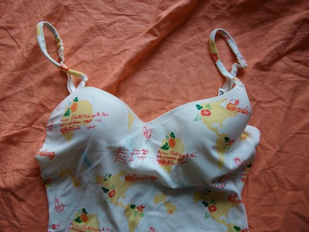 Bustier Bonnet 90A + 95B &agrave; 2 € + 2,50 € Vêtements