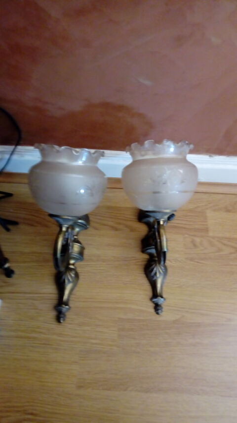 APPLIQUES MURALES 0 Firminy (42)