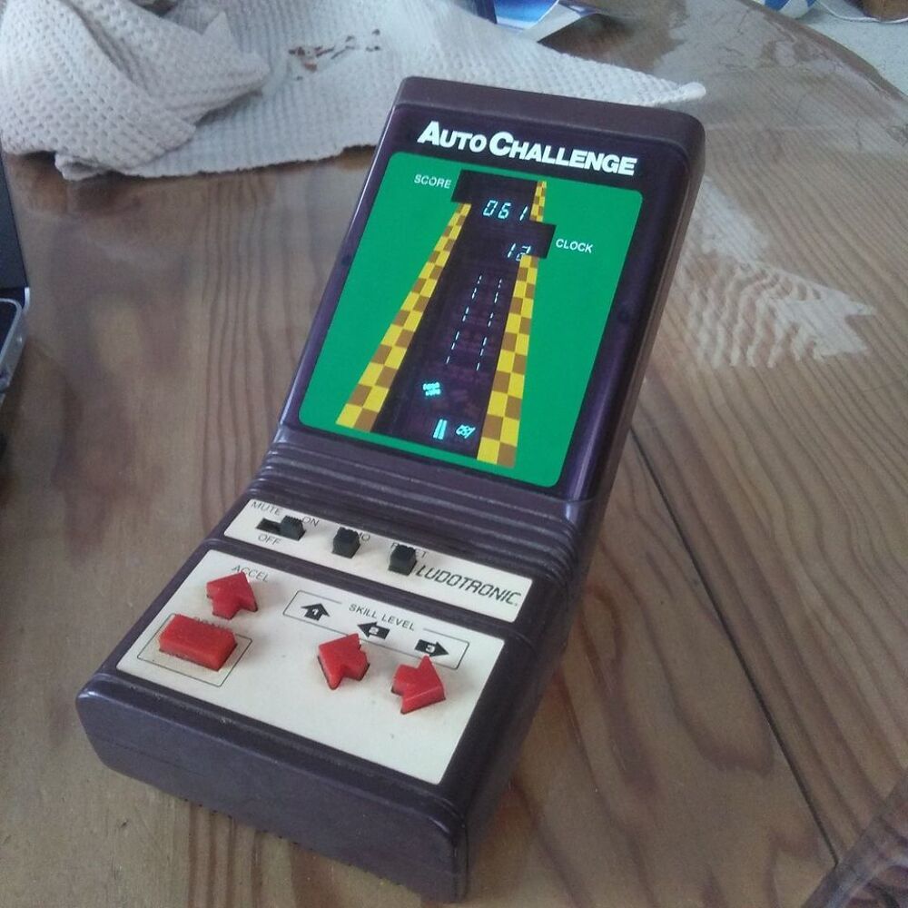 JEU ELECTRONIQUE LUDOTRONIC AUTO CHALLENGE Consoles et jeux vidéos