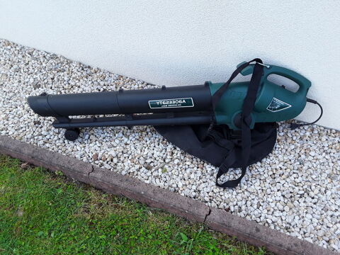 Aspirateur broyeur électrique 30 Nieul-le-Dolent (85)
