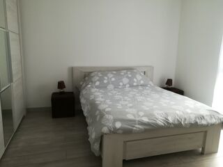  Appartement à louer 2 pièces 54 m²