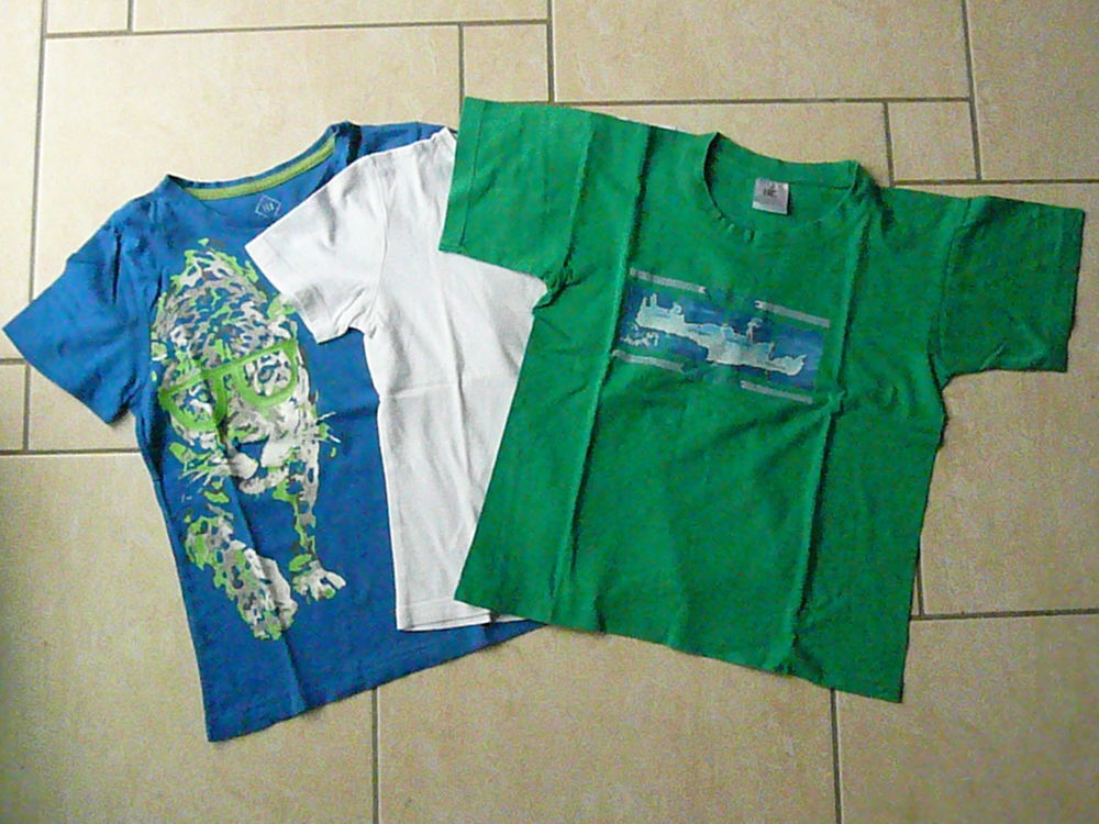 Lot de 3 tee-shirts 8 ans (n&deg;37) Vtements enfants