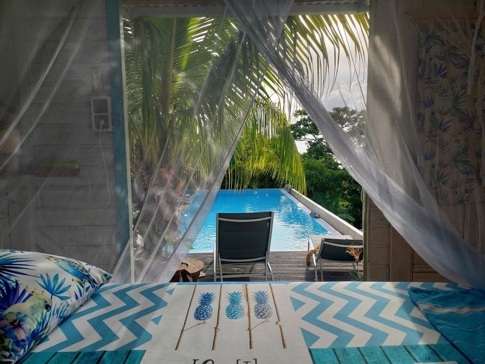 Vente Maison Belle vue sur la mer, villa T4/5 piscine -Bouillante Bouillante