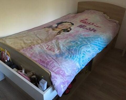 lit une place avec matelas 100 Feyzin (69)