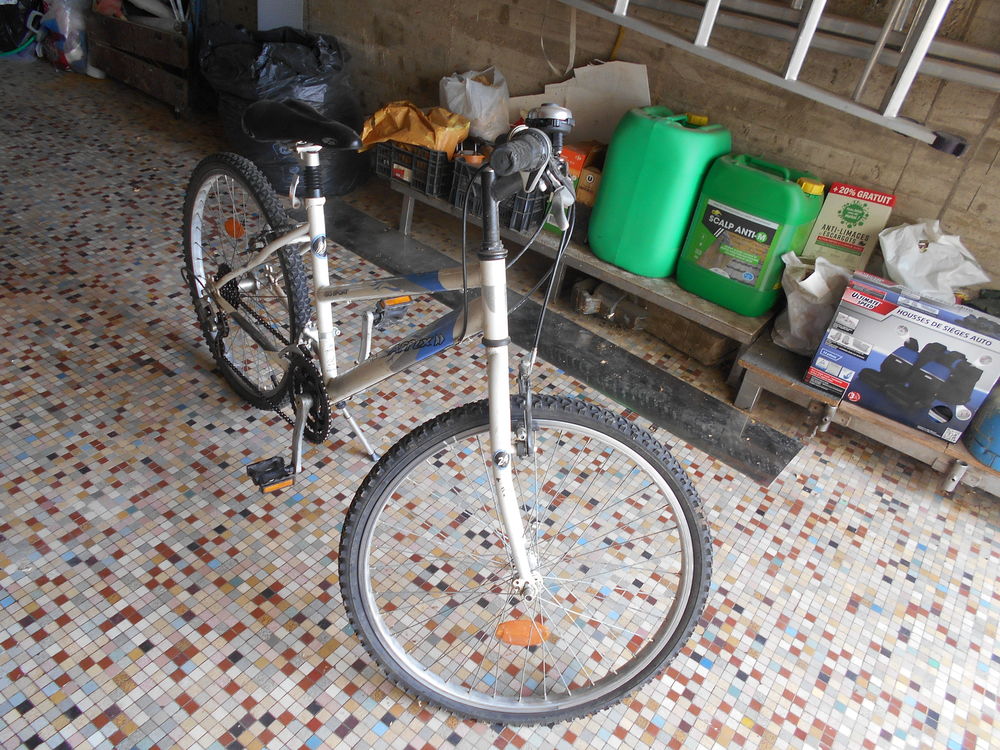 2 VELOS Vélos
