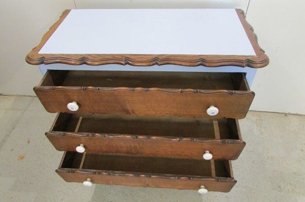 Petite commode ancienne lift&eacute;e ... Meubles