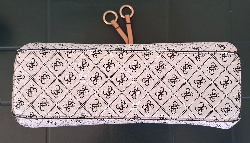 Sac &agrave; bandouli&egrave;re Maroquinerie