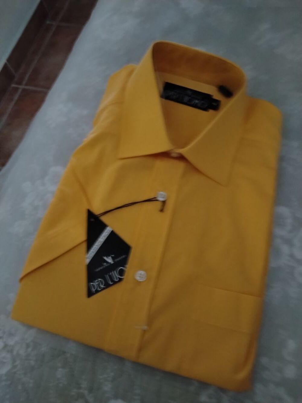 LOT DE VETEMENTS A PARTIR DE 10€ PIECE Vêtements
