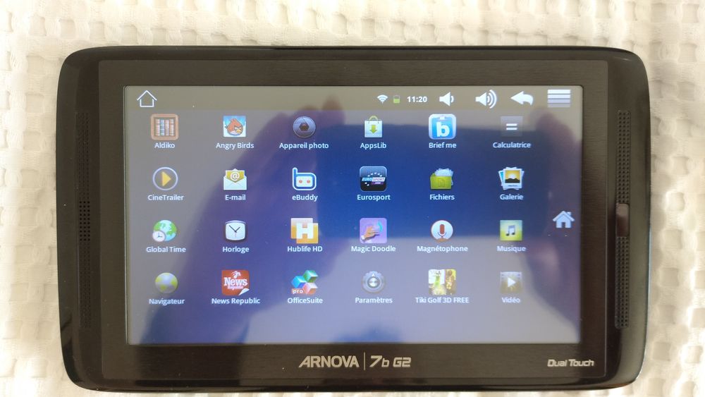 Tablette Android 7 pouces Arnova 7b G2.
T�l�phones et tablettes