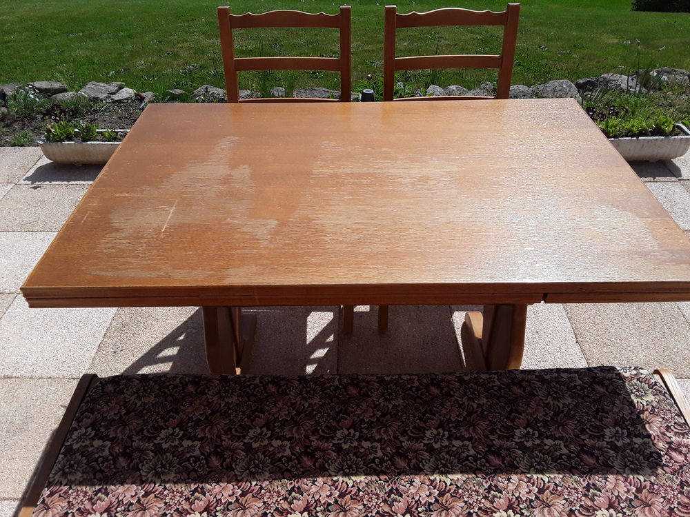 Ensemble table chaise banc avec coffre Meubles