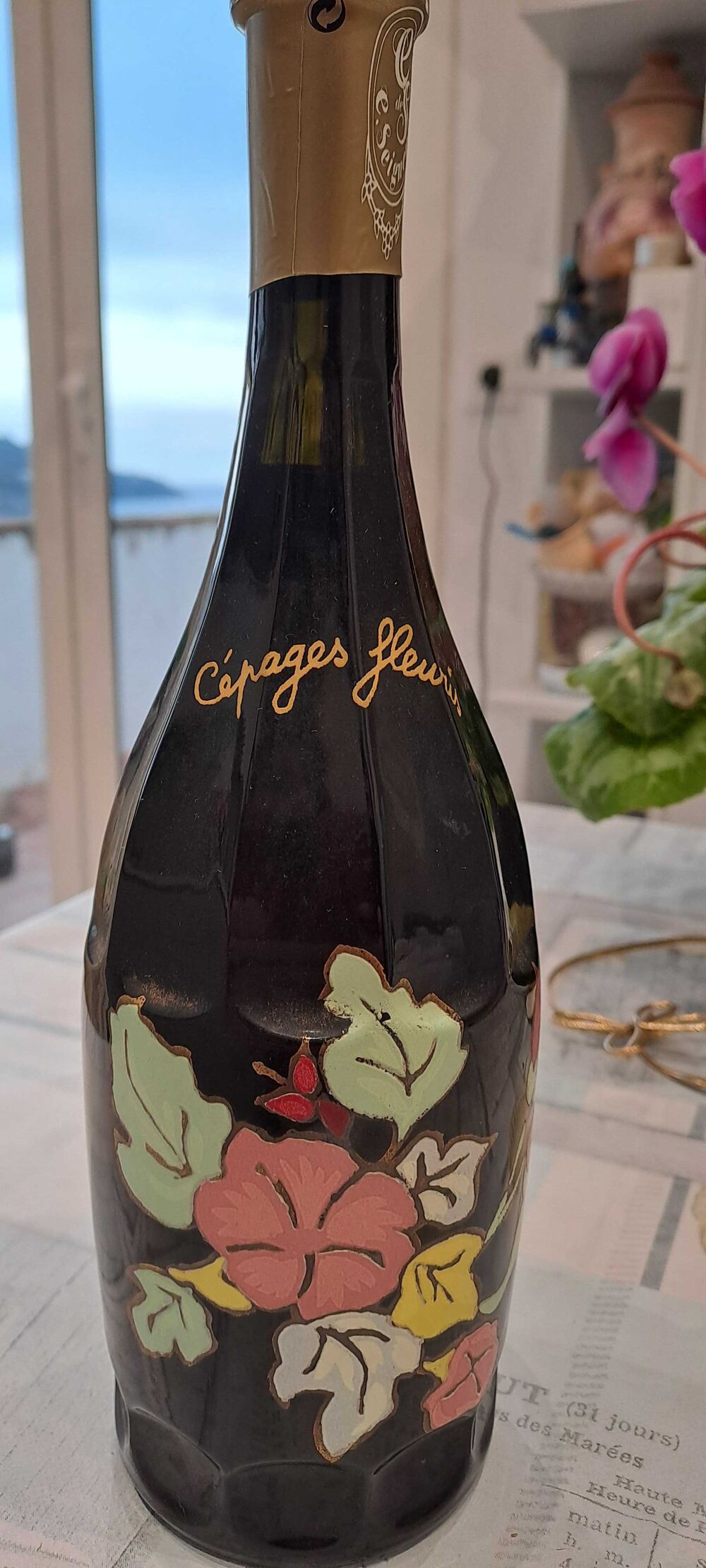 bouteille d&eacute;cor&eacute;e 