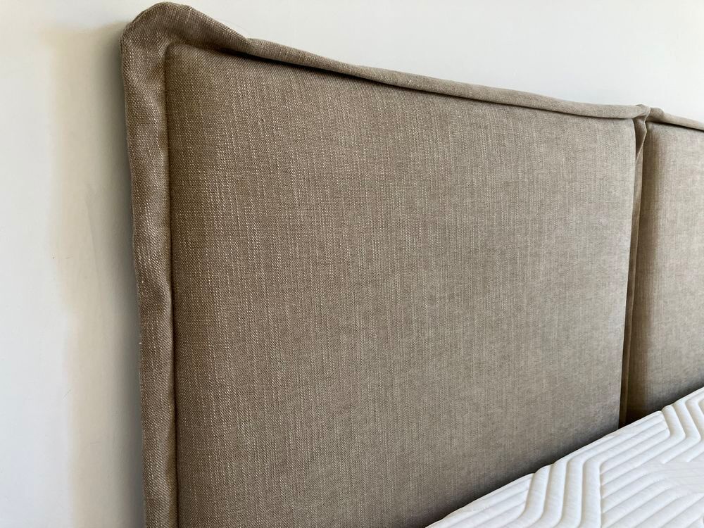 Tempur ensemble matelas sommier coffre t&ecirc;te de lit Meubles