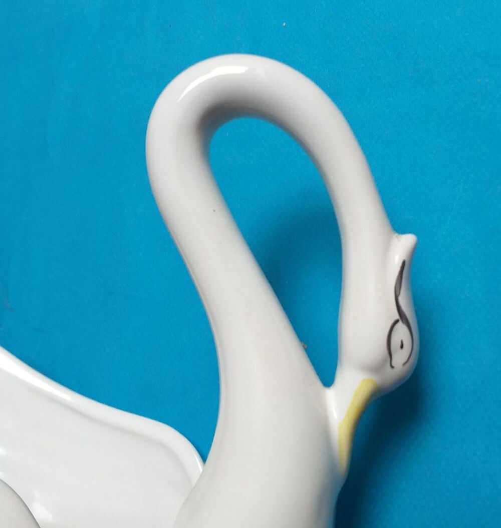 CYGNE Cache pot / jardini&egrave;re en c&eacute;ramique Jardin