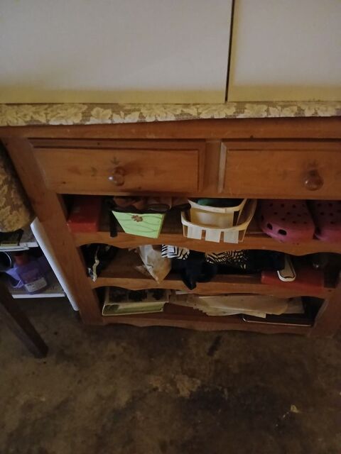 UN MEUBLE RANGEMENT 40 La Brosse-Montceaux (77)