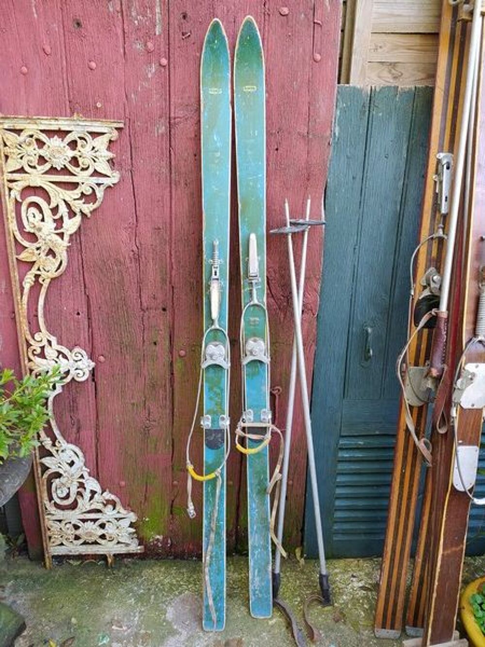 Anciens Skis Bois Vintage D&eacute;co Sport Chalet Montagne
Sports