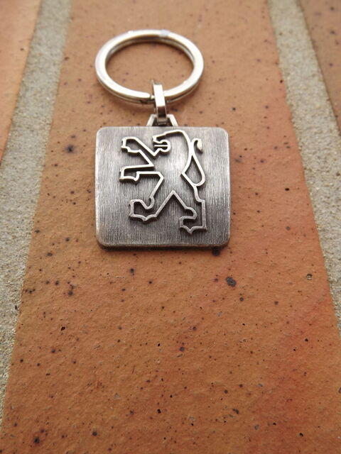 porte cl�s 4 Bessay (85)