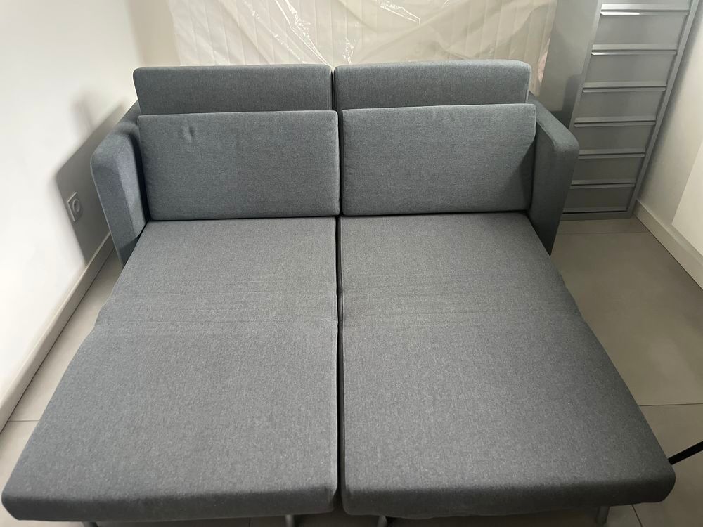 Canap&eacute;-lit convertible BoConcept vendu avec matelas IKEA Meubles