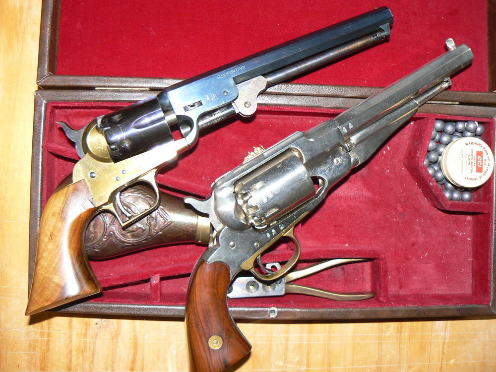 reproduction r&eacute;volver 
