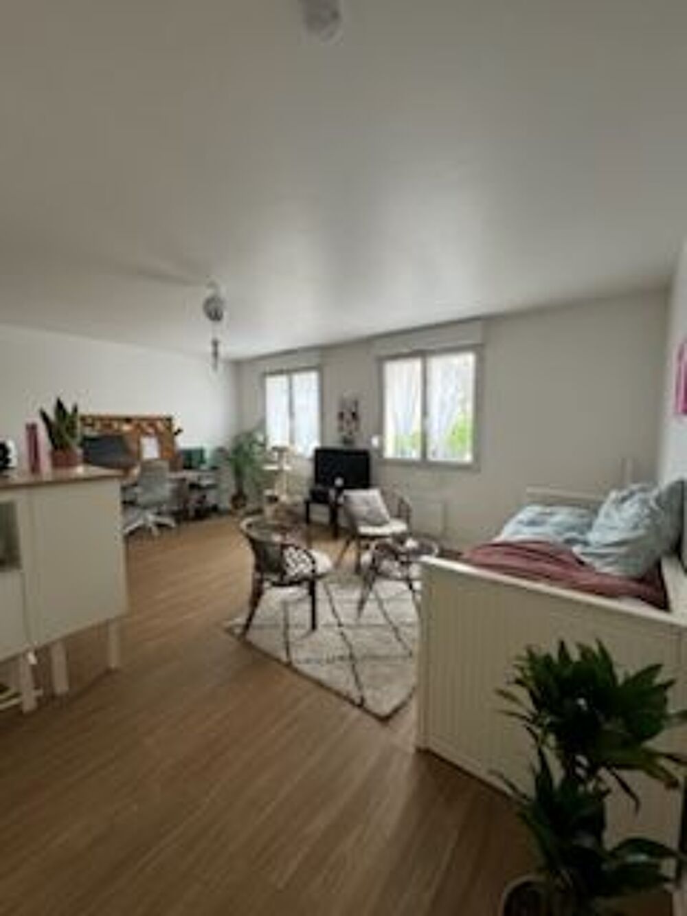 Location Appartement studio très agréable 35 m2 dans un bel immeuble Reims