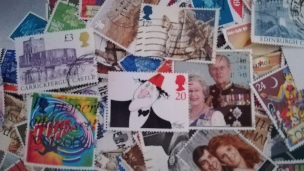 800 timbres de Grande Bretagne. 