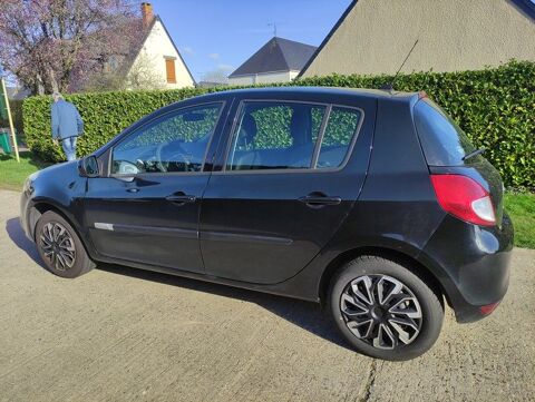 Renault clio iii dCi 75 eco2 TomTom Live