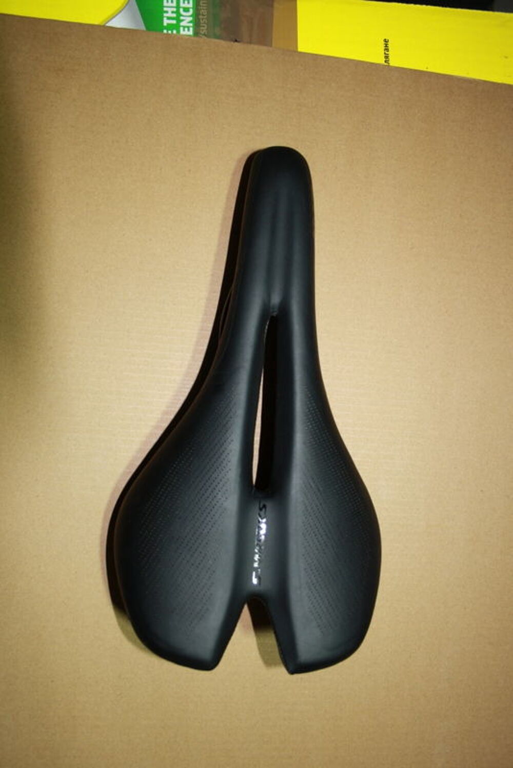 SELLE VELO Sports