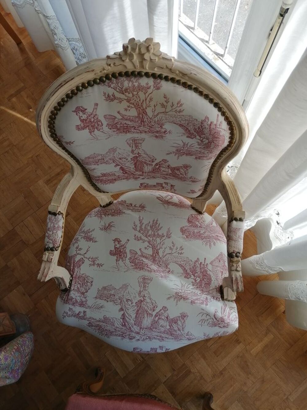 Fauteuils et reposes pieds Louis XV Meubles