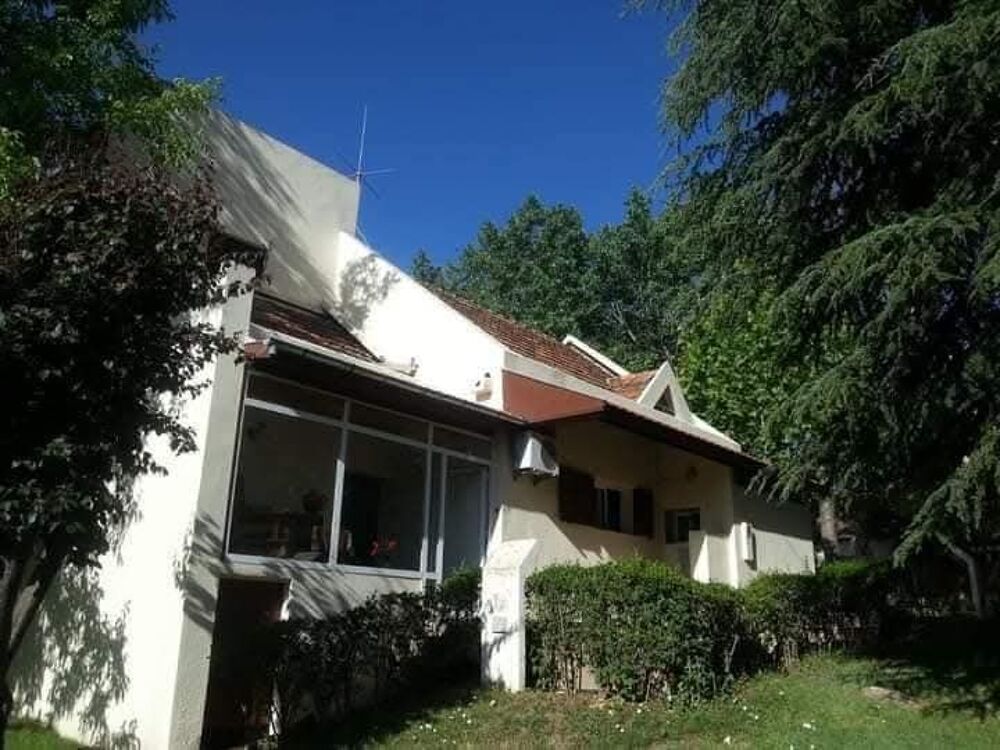 Vente Chalet au Maroc à Ifrane un beau chalet bien fini Ifrane, morocco (Maroc)