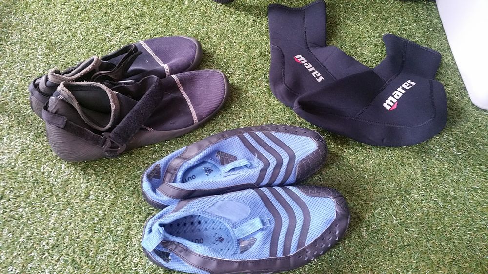 Combinaison de WindSurf / plong&eacute;e - Chaussures Sports