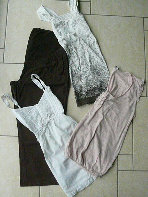 Lot de v�tements de grossesse Taille 38/40 (n�2) 25 Franqueville-Saint-Pierre (76)