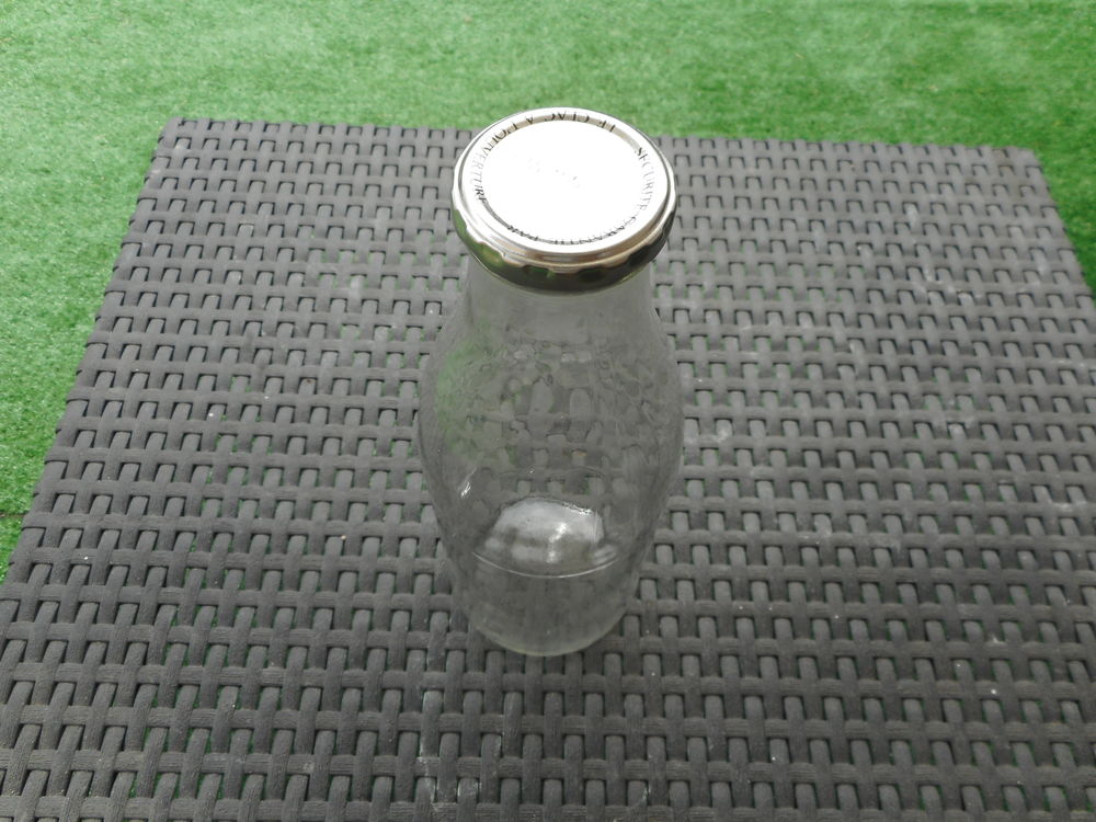 LOTS DE 20 BOUTEILLES VERRE TRANSPARENTES DE 1L Electroménager