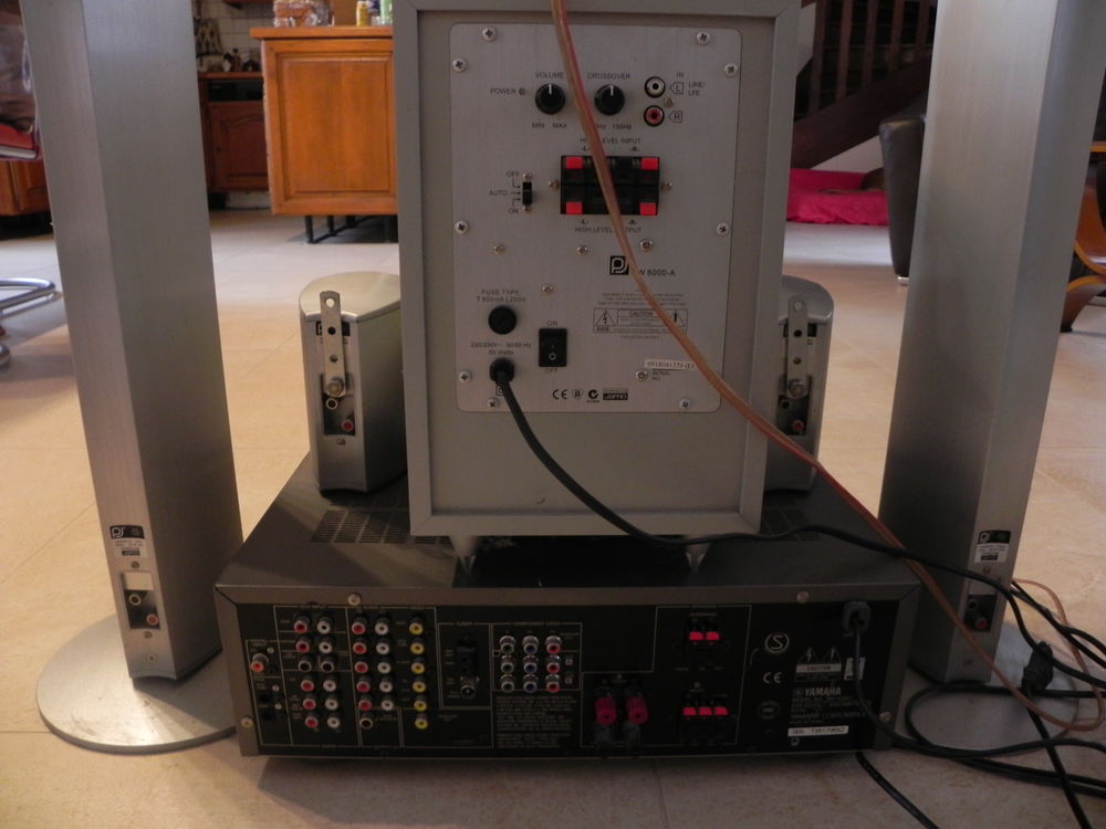 Amplificateur Home Cin&eacute;ma sortie son DTS 5.1 + 6 enceintes Audio et hifi