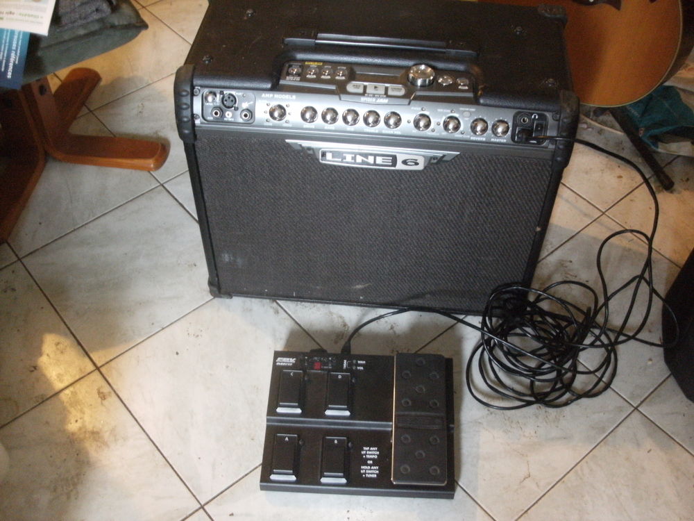 AMPLIFICATEUR LINE 6 SPIDER JAM 75 WATTS + PEDALIER FBV EXPR Instruments de musique