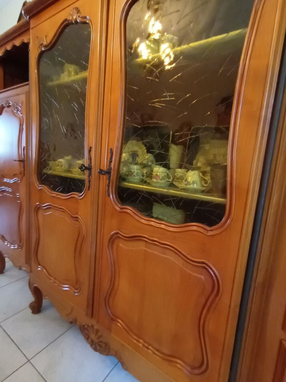 Grand buffet vaisselier style Louis XV Meubles