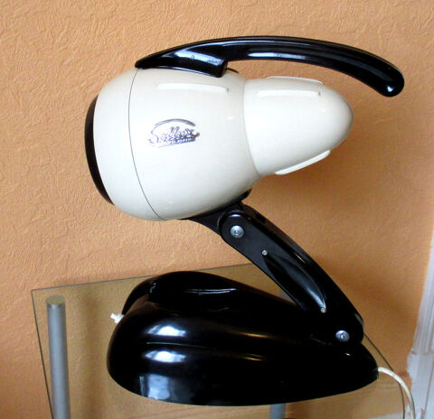 Lampe Indus Bauhaus 1945/50 (troc souhaité) 85 Cazères (31)